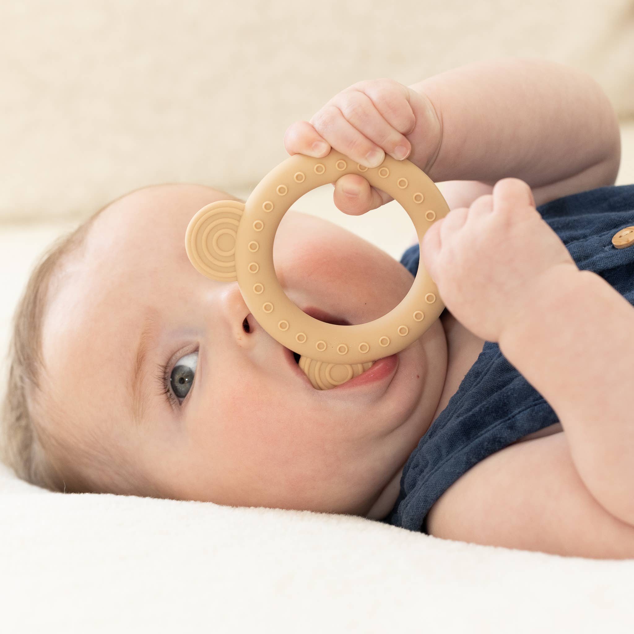 Bella Tunno - Bear Rattle Buddy